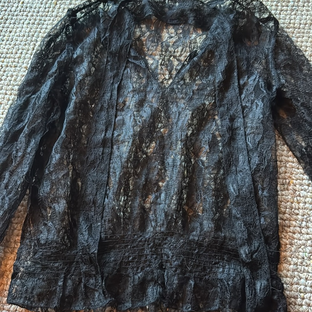 Lace long sleeve shirt